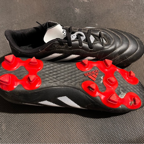 Adidas Football cleats - Picture 3 of 4